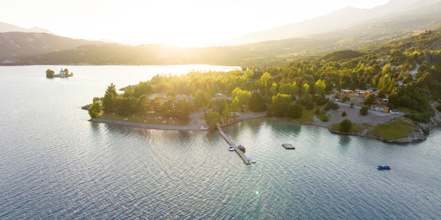 Camping-Presqu'ile05-vue-lac-Sunêlia.jpg